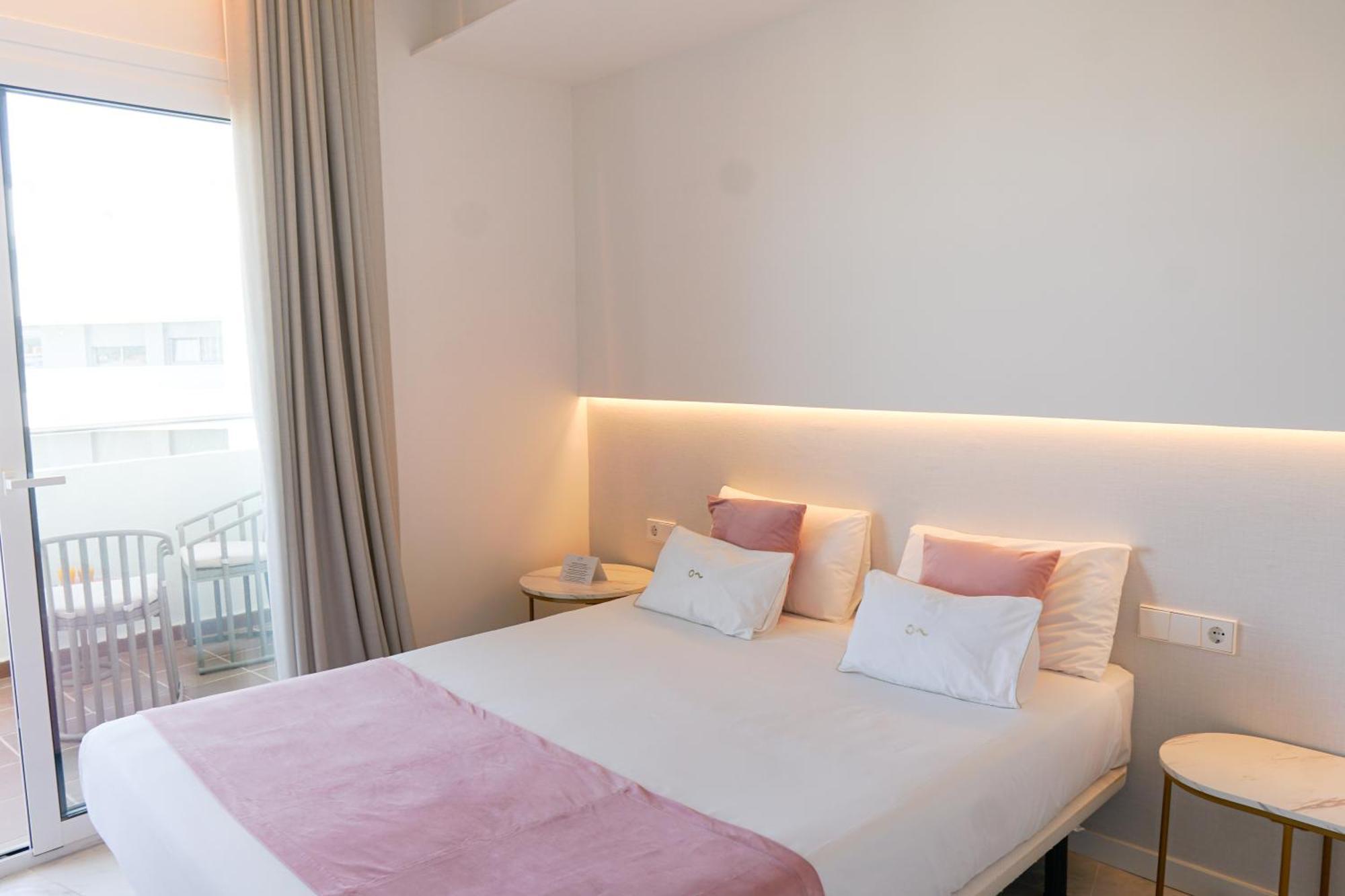 Hotel Aromar بلاتجا ذارو الغرفة الصورة